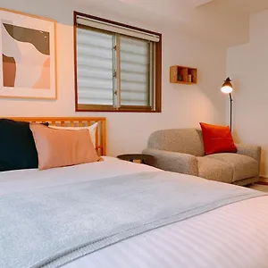 Dash Living Higashi Azabu 도쿄